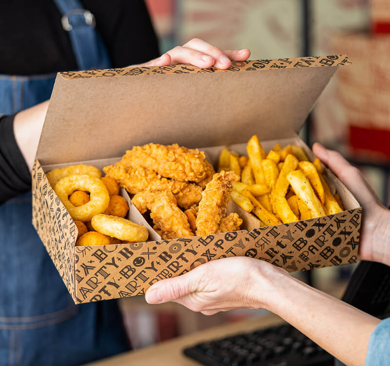 Boîte en carton pour la restauration
