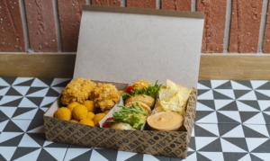 party box Boîte repas parfaite pour la vente à emporter et la livraison
