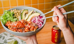 Holly Powder poulet à l’asiatique Bowl asiatique façon Korean Fried Chicken